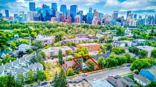 625 2 Avenue Nw, Calgary, AB - Outdoor With View