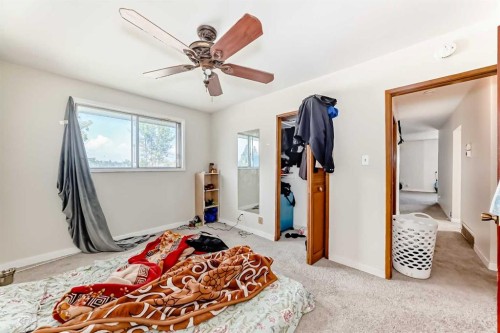 1502 49 Street Se, Calgary, AB - Indoor Photo Showing Bedroom