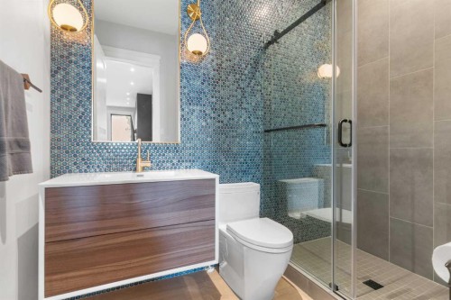 732 West Chestermere Drive, Chestermere, AB - Indoor Photo Showing Bathroom