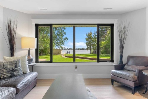 732 West Chestermere Drive, Chestermere, AB - Indoor Photo Showing Living Room