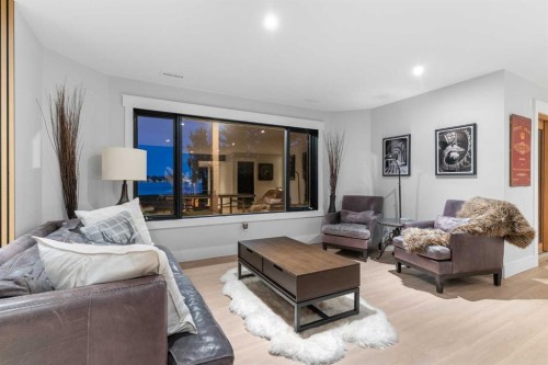 732 West Chestermere Drive, Chestermere, AB - Indoor Photo Showing Living Room