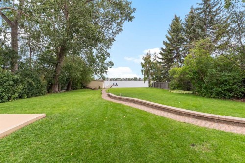 732 West Chestermere Drive, Chestermere, AB - Outdoor