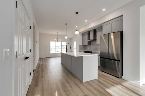 46 Belvedere Terrace Se, Calgary, AB - Indoor Photo Showing Kitchen With Upgraded Kitchen