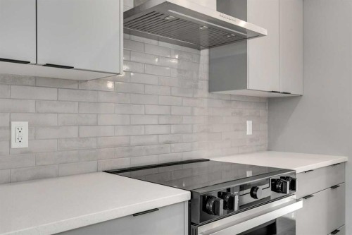 46 Belvedere Terrace Se, Calgary, AB - Indoor Photo Showing Kitchen