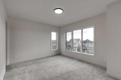46 Belvedere Terrace Se, Calgary, AB - Indoor Photo Showing Other Room