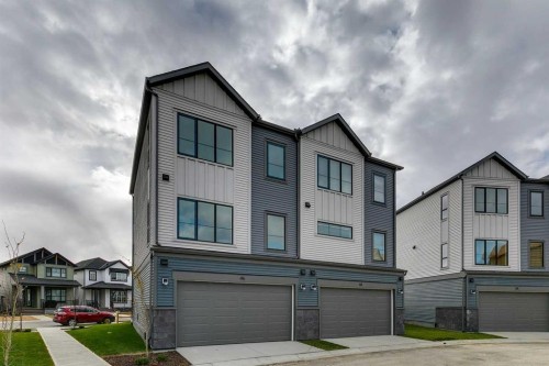 46 Belvedere Terrace Se, Calgary, AB - Outdoor With Facade