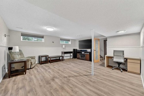 235 Allan Crescent Se, Calgary, AB - Indoor