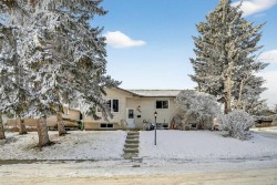 235 Allan Crescent SE Calgary, AB T2J 0T3