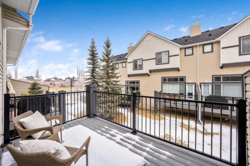126 Everhollow Heights Sw, Calgary, AB - Outdoor With Exterior