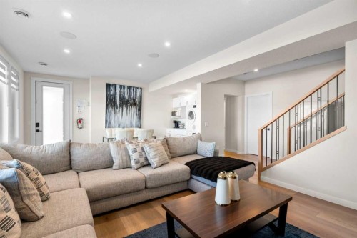 1104 Cranbrook Gardens Se, Calgary, AB - Indoor Photo Showing Living Room