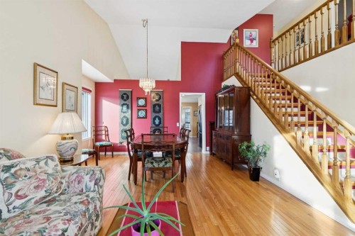 181 Woodford Drive Sw, Calgary, AB - Indoor Photo Showing Other Room