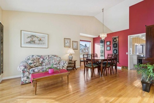 181 Woodford Drive Sw, Calgary, AB - Indoor