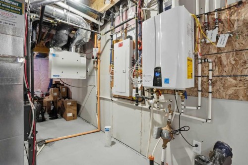 123 Howse Hill Ne, Calgary, AB - Indoor Photo Showing Basement