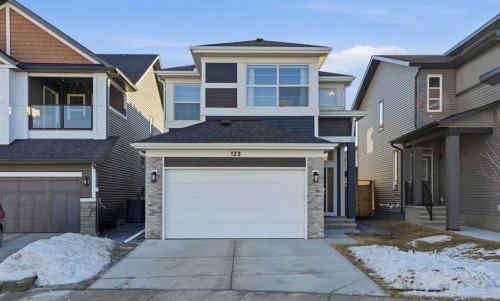123 Howse Hill Ne, Calgary, AB - Outdoor With Facade