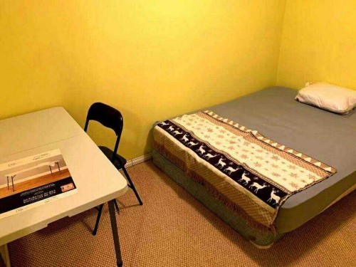 164 Faldale Close Ne, Calgary, AB - Indoor Photo Showing Bedroom