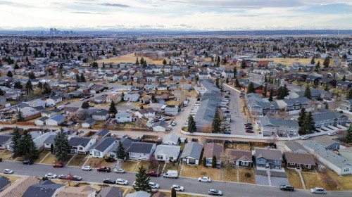 164 Faldale Close Ne, Calgary, AB - Outdoor With View