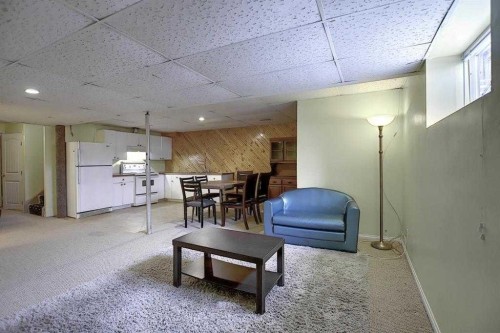 164 Faldale Close Ne, Calgary, AB - Indoor