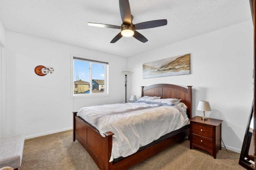 222 Walden Gate Se, Calgary, AB - Indoor Photo Showing Bedroom