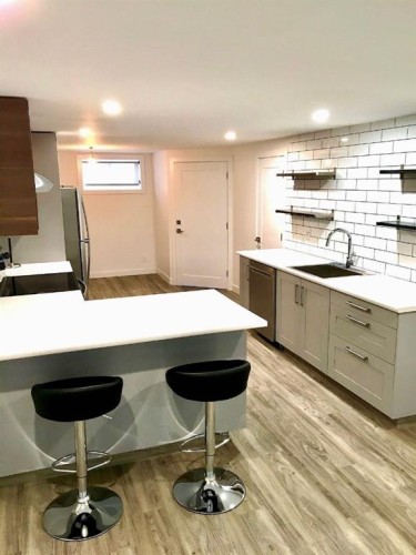 56 Glenpatrick Drive Sw, Calgary, AB - Indoor Photo Showing Kitchen