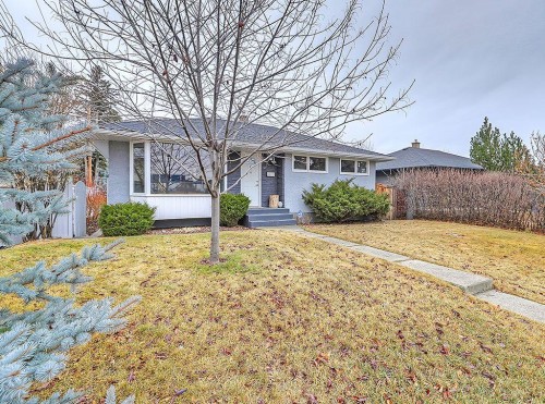 56 Glenpatrick Drive Sw, Calgary, AB - Outdoor