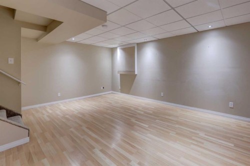 11065 Hidden Valley Drive Nw, Calgary, AB - Indoor Photo Showing Other Room