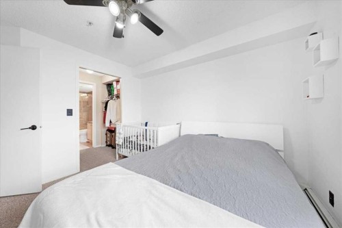 4214-4975 130 Avenue Se, Calgary, AB - Indoor Photo Showing Bedroom