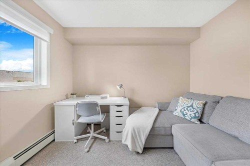 4214-4975 130 Avenue Se, Calgary, AB - Indoor Photo Showing Other Room