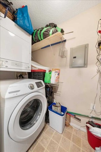 4214-4975 130 Avenue Se, Calgary, AB - Indoor Photo Showing Laundry Room