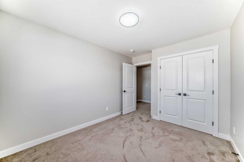 112 Belvedere Park Se, Calgary, AB - Indoor Photo Showing Other Room