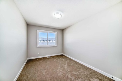 112 Belvedere Park Se, Calgary, AB - Indoor Photo Showing Other Room