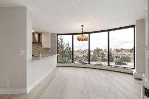 351-7030 Coach Hill Road Sw, Calgary, AB - Indoor