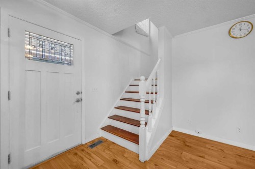 172 Templehill Drive Ne, Calgary, AB - Indoor Photo Showing Other Room