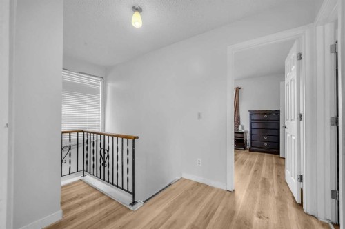 172 Templehill Drive Ne, Calgary, AB - Indoor Photo Showing Other Room