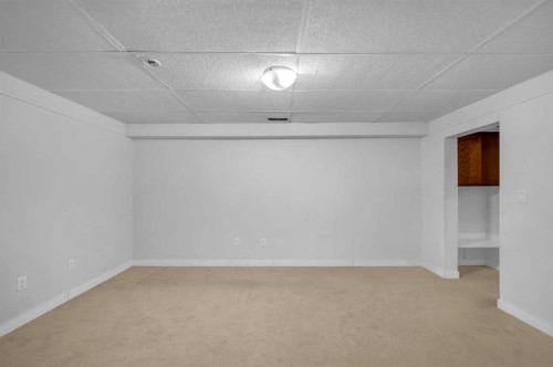 172 Templehill Drive Ne, Calgary, AB - Indoor