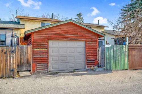 172 Templehill Drive Ne, Calgary, AB - Outdoor