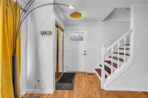 172 Templehill Drive Ne, Calgary, AB - Indoor Photo Showing Other Room