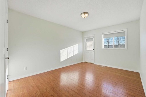 21-33 Stonegate Drive Nw, Airdrie, AB - Indoor Photo Showing Other Room