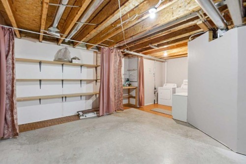 21-33 Stonegate Drive Nw, Airdrie, AB - Indoor