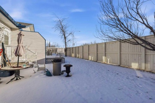 21-33 Stonegate Drive Nw, Airdrie, AB - Outdoor