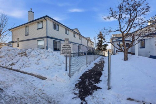 21-33 Stonegate Drive Nw, Airdrie, AB - Outdoor
