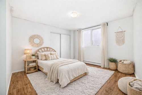 408-320 24 Avenue Sw, Calgary, AB - Indoor Photo Showing Bedroom