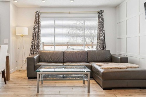 157 Chaparral Court Se, Calgary, AB - Indoor Photo Showing Living Room