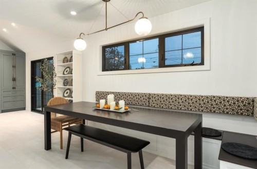 1011 Lake Wapta Way Se, Calgary, AB - Indoor