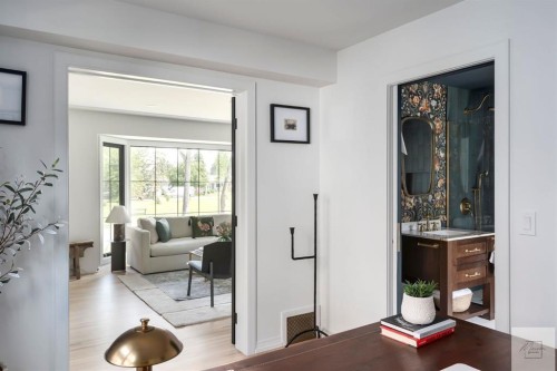 1011 Lake Wapta Way Se, Calgary, AB - Indoor