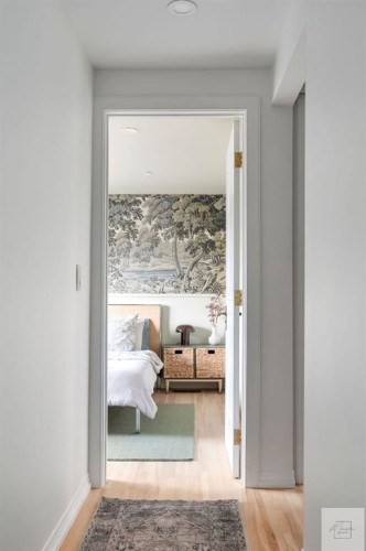 1011 Lake Wapta Way Se, Calgary, AB - Indoor Photo Showing Other Room