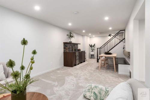 1011 Lake Wapta Way Se, Calgary, AB - Indoor Photo Showing Other Room