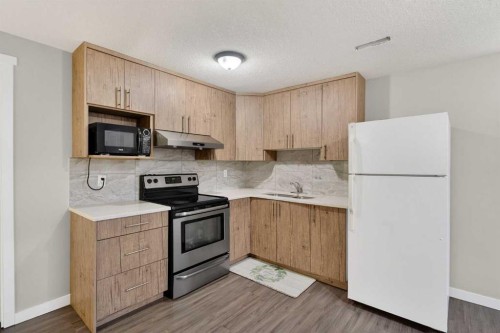 78 Tarington Close Ne, Calgary, AB - Indoor Photo Showing Kitchen
