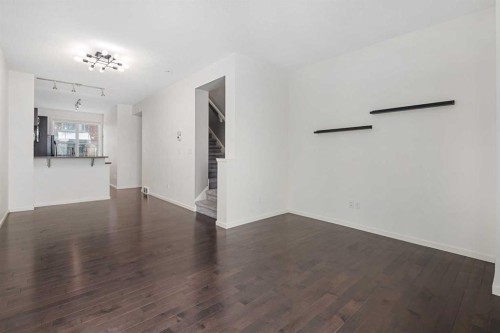 111 Ascot Point Sw, Calgary, AB - Indoor Photo Showing Other Room