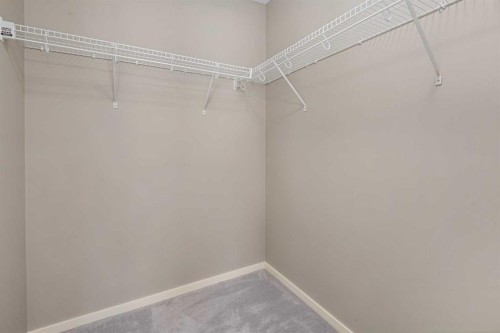 111 Ascot Point Sw, Calgary, AB - Indoor Photo Showing Other Room