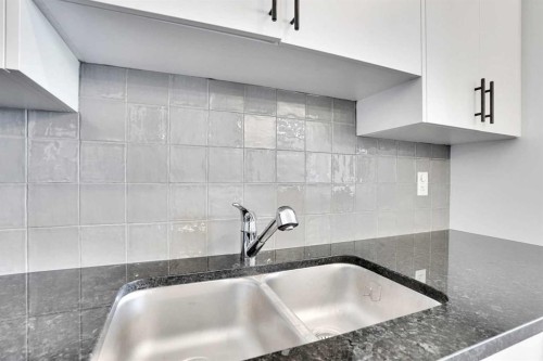 4416-15 Sage Meadows Landing Nw, Calgary, AB - Indoor Photo Showing Kitchen With Double Sink